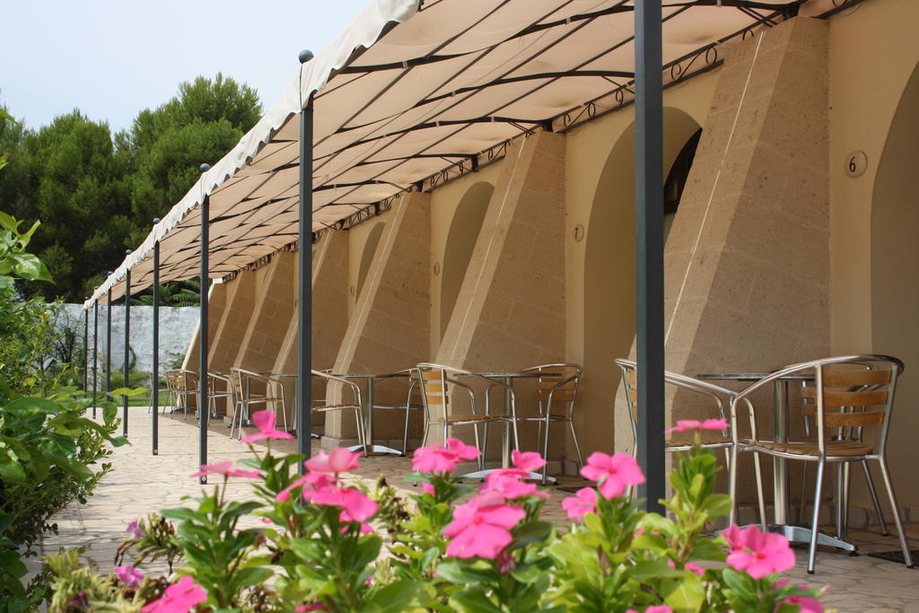 Masseria La Porticella Аветрана Екстериор снимка